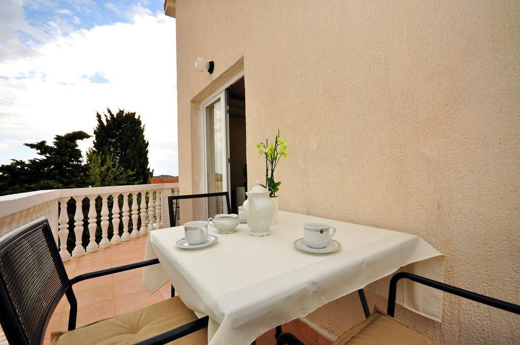 Apartments Toni Vodice Exterior foto